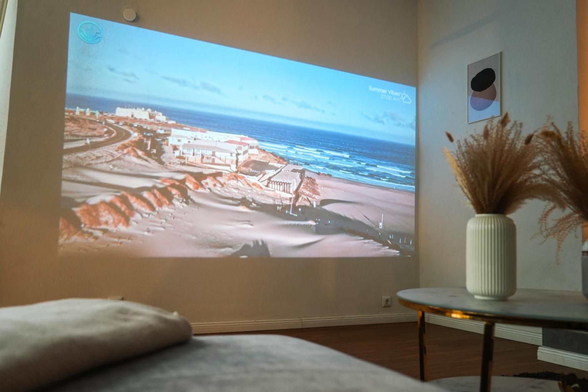 Global Living - Design I I Beamer I Kitchen I Terrace I Apartment